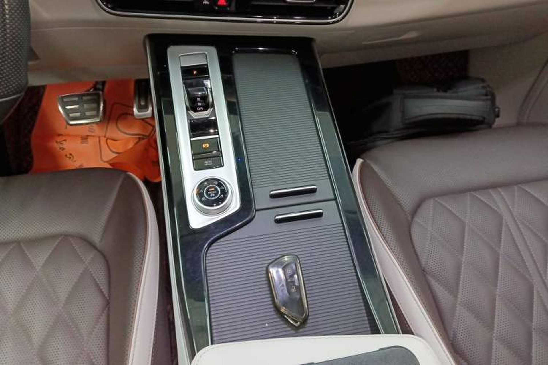 Used Volkswagen Tavendor 2023 380TSI Four-Wheel Drive R-Line Cruise Edition Gear Lever