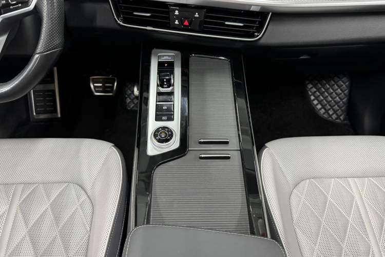 Used Volkswagen Tavendor 2023 380TSI Four-Wheel Drive R-Line Cruise Edition Gear Lever