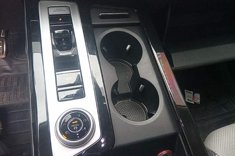 Used Volkswagen Tavendor 2023 380TSI Four-Wheel Drive R-Line Cruise Edition Gear Lever