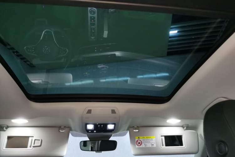 Used Volkswagen Tavendor 2023 380TSI Four-Wheel Drive R-Line Cruise Edition Headliner