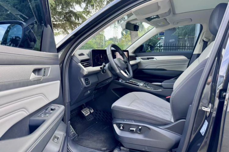 Used Volkswagen Tavendor 2023 380TSI Four-Wheel Drive R-Line Cruise Edition Interior 1