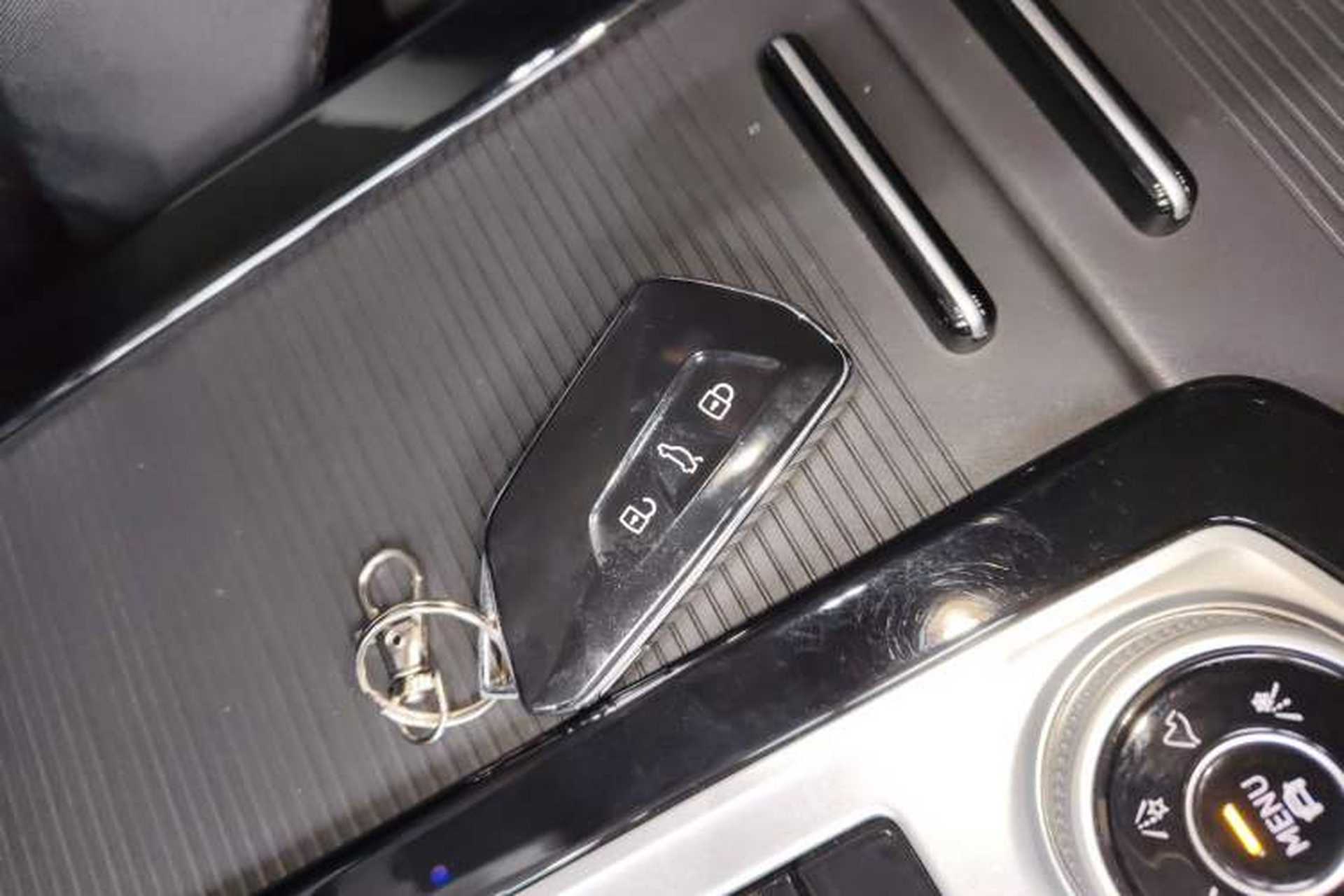 Used Volkswagen Tavendor 2023 380TSI Four-Wheel Drive R-Line Cruise Edition Interior 1