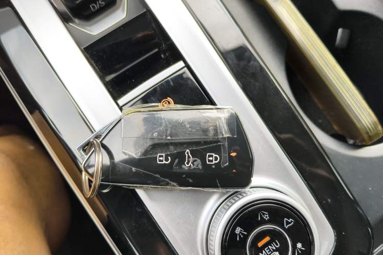 Used Volkswagen Tavendor 2023 380TSI Four-Wheel Drive R-Line Cruise Edition Interior 1
