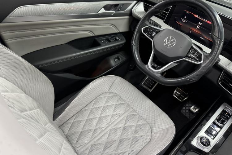 Used Volkswagen Tavendor 2023 380TSI Four-Wheel Drive R-Line Cruise Edition Interior 5