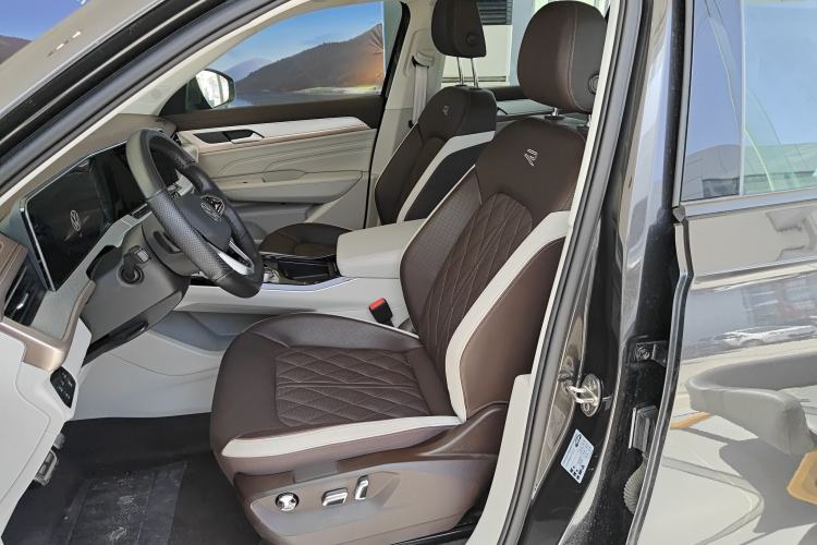 Used Volkswagen Tavendor 2023 380TSI Four-Wheel Drive R-Line Cruise Edition Left Front Seat