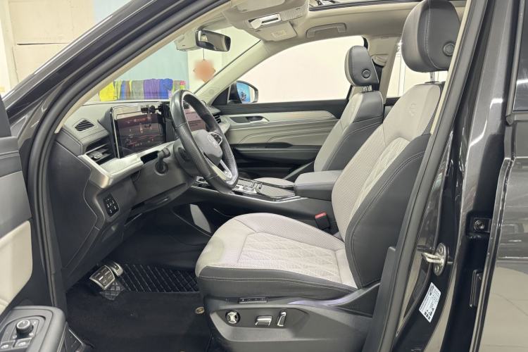 Used Volkswagen Tavendor 2023 380TSI Four-Wheel Drive R-Line Cruise Edition Left Front Seat