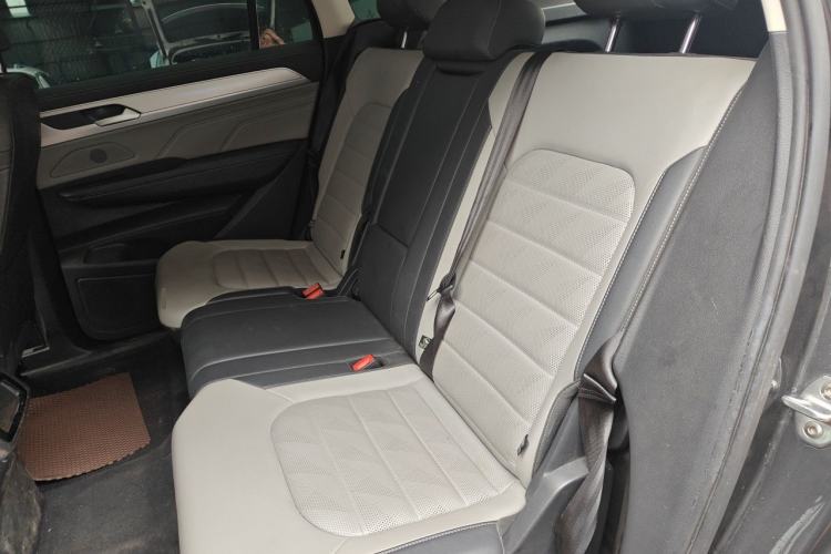 Used Volkswagen Tavendor 2023 330TSI Luxury Touring Edition Left Rear Seat