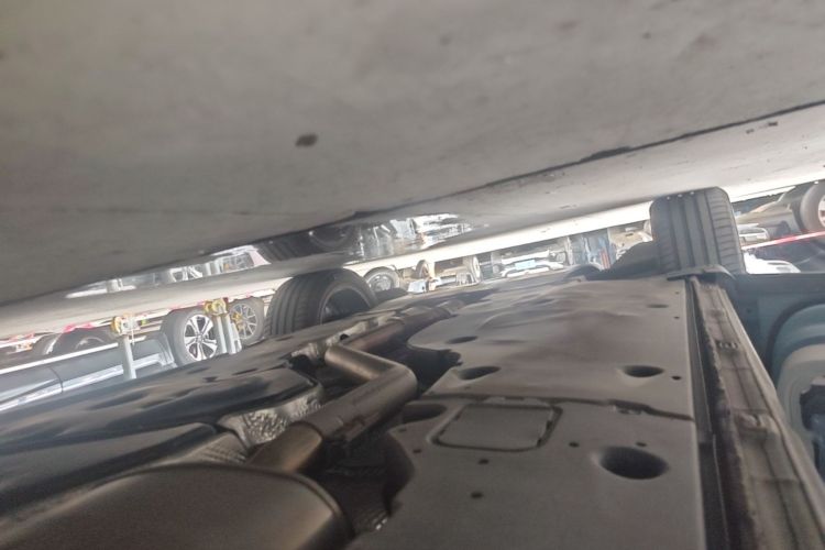 Used Volkswagen Tavendor 2023 380TSI All-Wheel Drive R-Line Journey Edition Left Side Sill