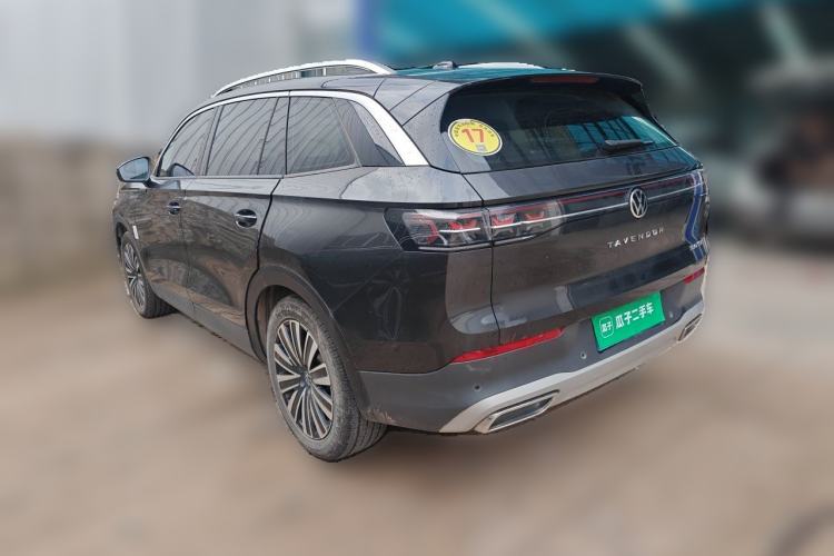 Used Volkswagen Tavendor 2023 330TSI Luxury Touring Edition Rear Left 45 Deg