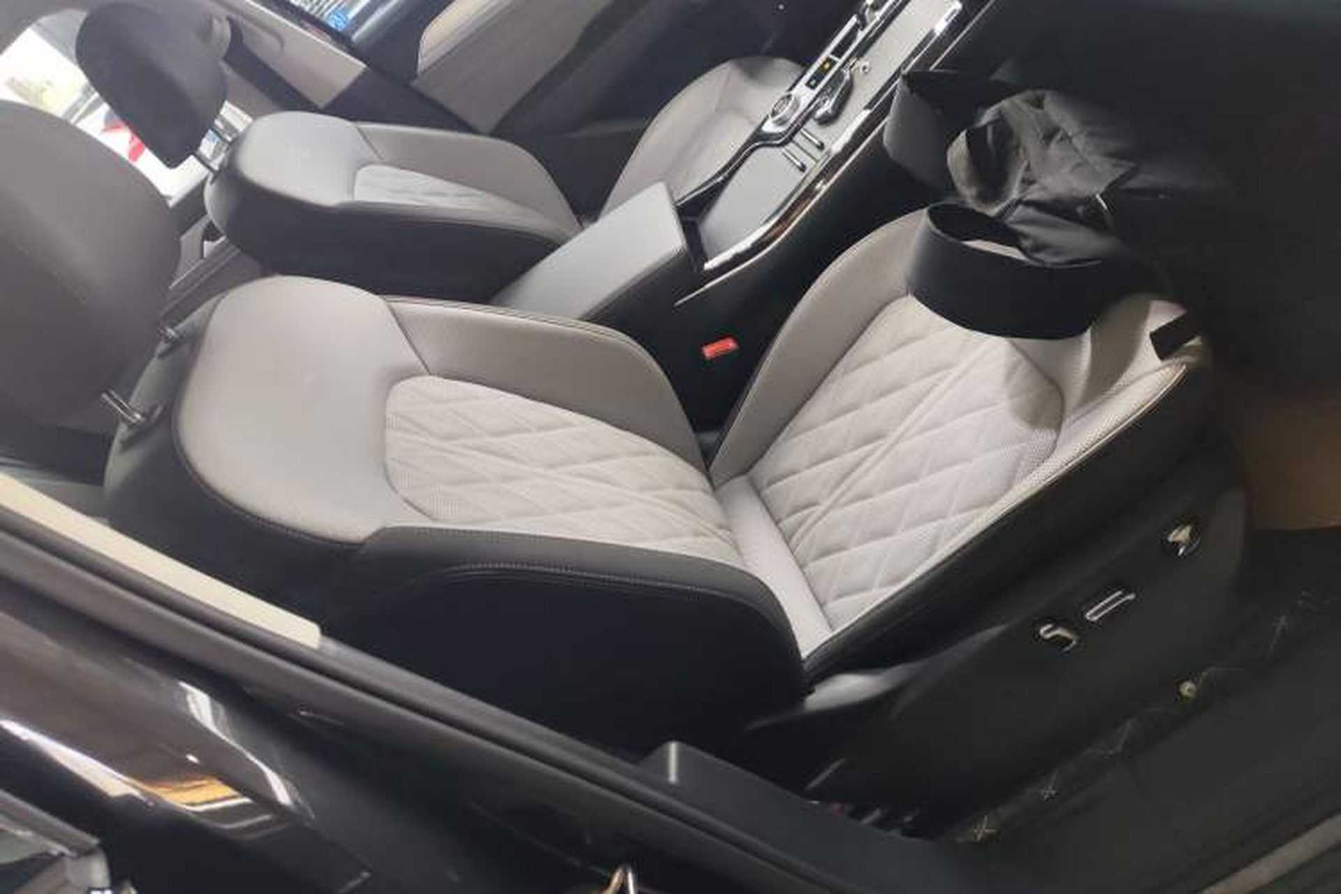 Used Volkswagen Tavendor 2023 380TSI Four-Wheel Drive R-Line Cruise Edition Right Front Seat