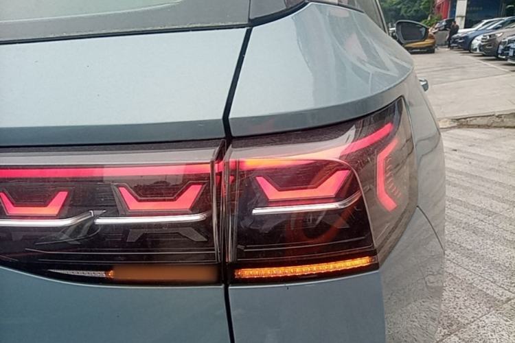Used Volkswagen Tavendor 2023 380TSI Four-Wheel Drive R-Line Cruise Edition Right Rear Taillight