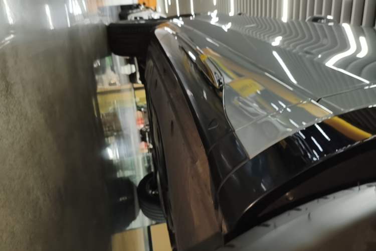Used Volkswagen Tavendor 2023 380TSI Four-Wheel Drive R-Line Cruise Edition Right Side Sill