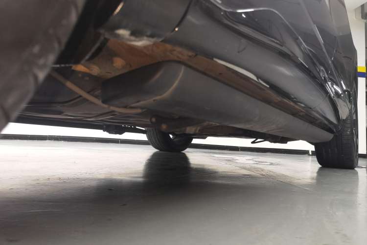 Used Volkswagen Tavendor 2023 380TSI Four-Wheel Drive R-Line Cruise Edition Right Side Sill