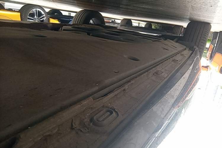 Used Volkswagen Tavendor 2023 380TSI Four-Wheel Drive R-Line Cruise Edition Right Side Sill