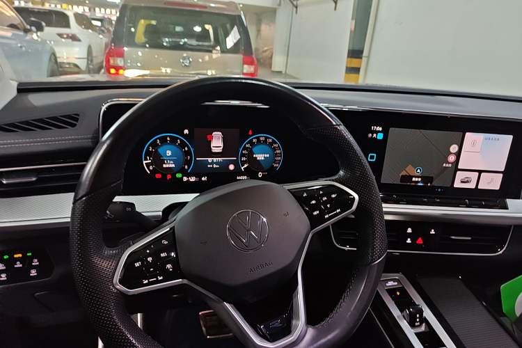 Used Volkswagen Tavendor 2023 380TSI Four-Wheel Drive R-Line Cruise Edition Steering Wheel