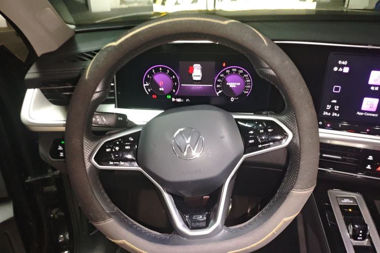 Used Volkswagen Tavendor 2023 380TSI Four-Wheel Drive R-Line Cruise Edition Steering Wheel