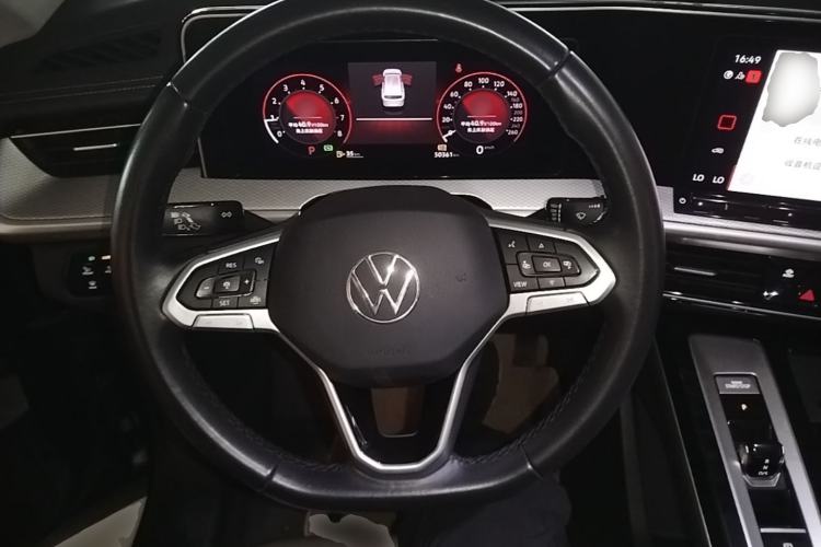 Used Volkswagen Tavendor 2023 330TSI Luxury Touring Edition Steering Wheel