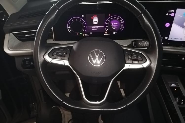 Used Volkswagen Tavendor 2023 330TSI Luxury Touring Edition Steering Wheel