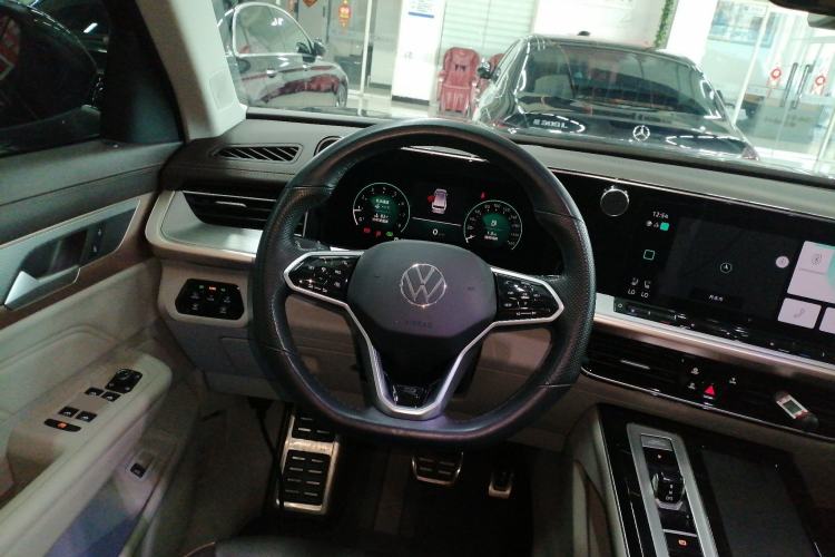 Used Volkswagen Tavendor 2023 380TSI Four-Wheel Drive R-Line Cruise Edition Steering Wheel