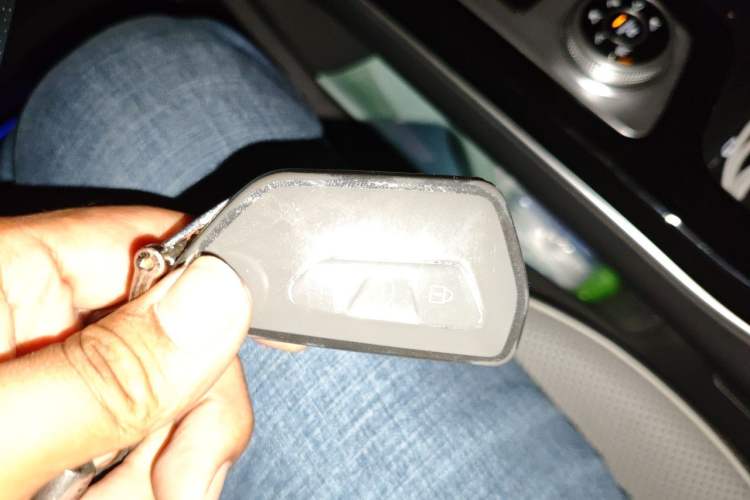Used Volkswagen Tavendor 2023 380TSI Four-Wheel Drive R-Line First Edition Vehicle Key