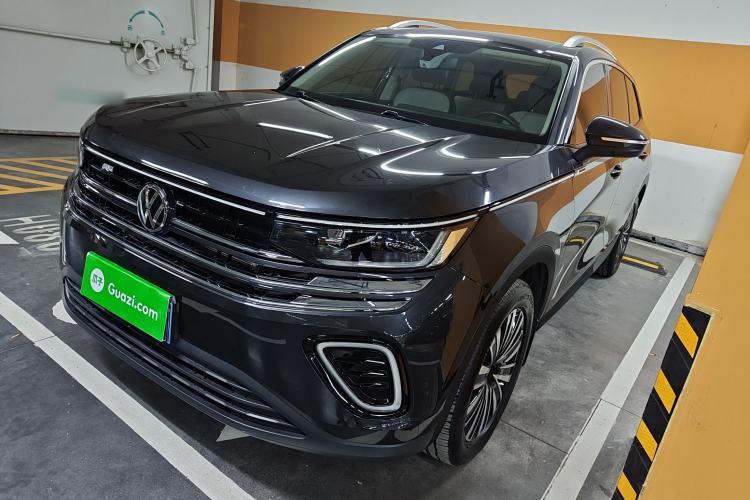 Used Volkswagen Tavendor 2023 330TSI Luxury Touring Edition Guazi used car, China used car export, Used car for sale, Used  cars, Cheapest cars for sale