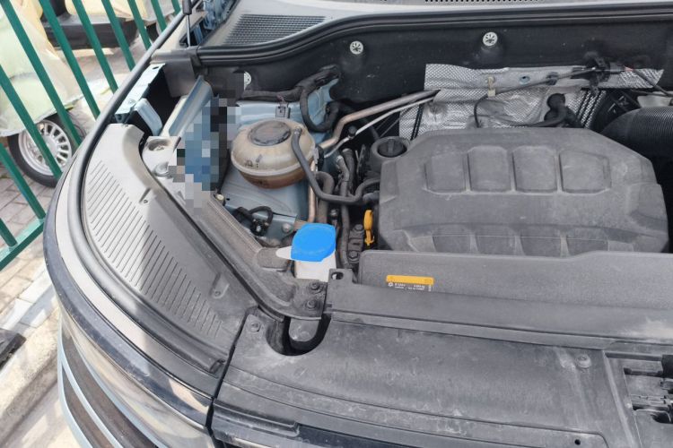 Used Volkswagen Tavendor 2023 380TSI Four-Wheel Drive R-Line Cruise Edition Engine Bay Right