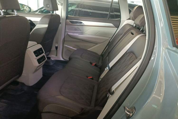 Used Volkswagen Tavendor 2023 380TSI Four-Wheel Drive R-Line Cruise Edition Interior 4