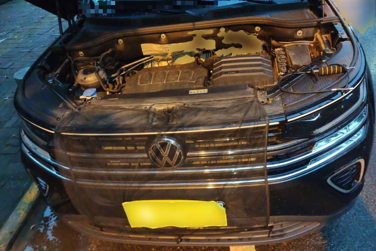 Used Volkswagen Tavendor 2023 330TSI Luxury Touring Edition Engine Bay