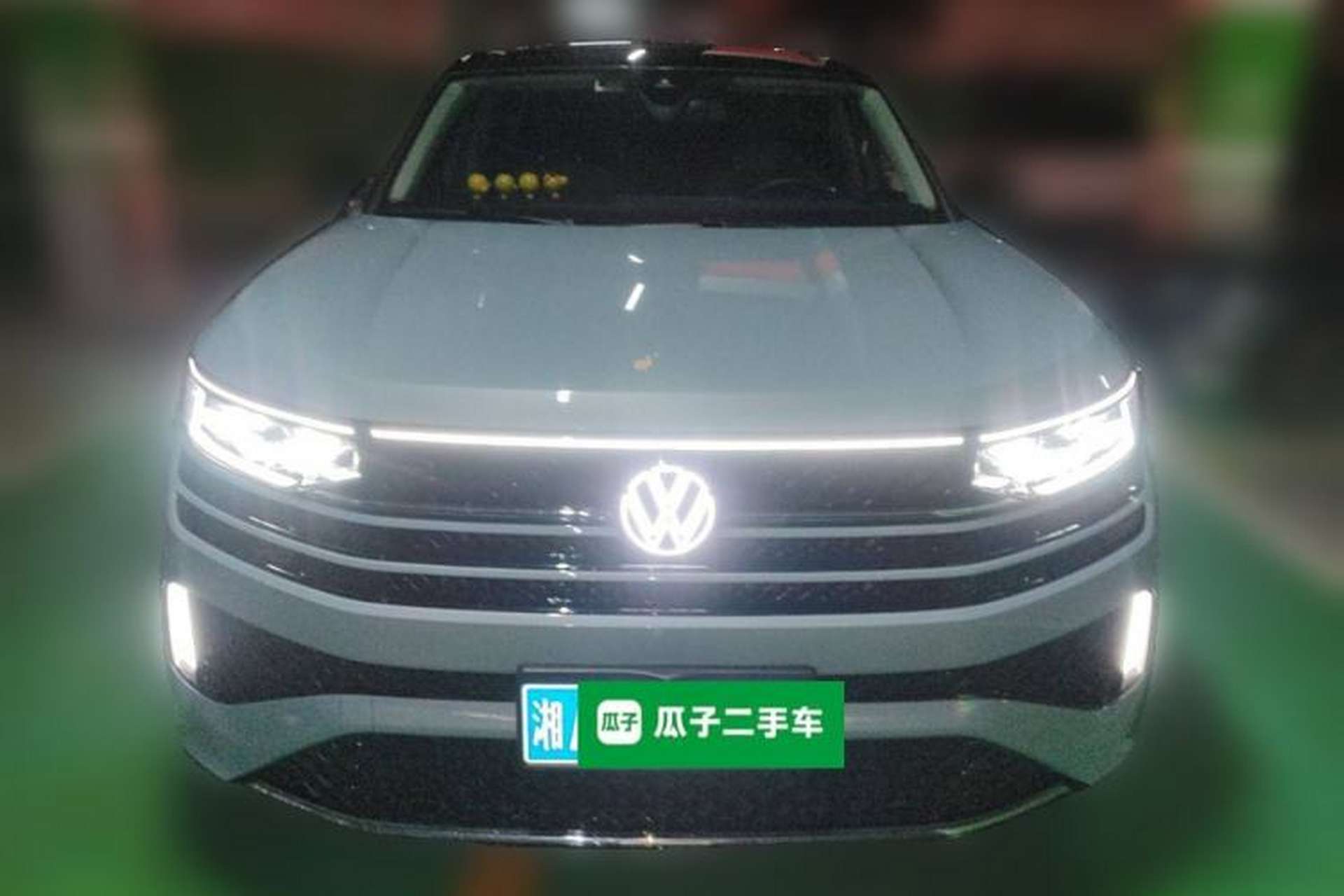 Used Volkswagen Tavendor 2023 380TSI Four-Wheel Drive R-Line Cruise Edition Front