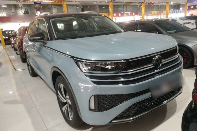 Used Volkswagen Tavendor 2023 380TSI Four-Wheel Drive R-Line Cruise Edition Front Right 45 Deg