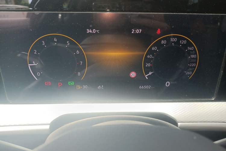 Used Volkswagen Tavendor 2023 380TSI Four-Wheel Drive R-Line Cruise Edition Instrument Cluster