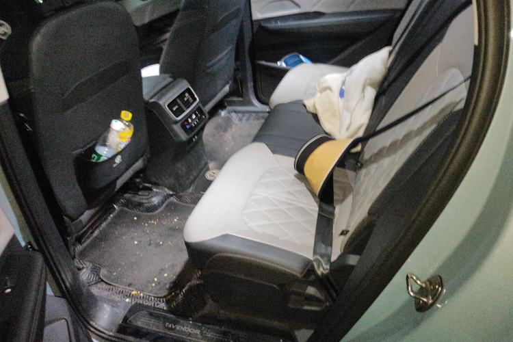Used Volkswagen Tavendor 2023 380TSI Four-Wheel Drive R-Line Cruise Edition Left Rear Seat