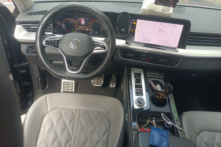 Used Volkswagen Tavendor 2023 380TSI Four-Wheel Drive R-Line Cruise Edition Steering Wheel