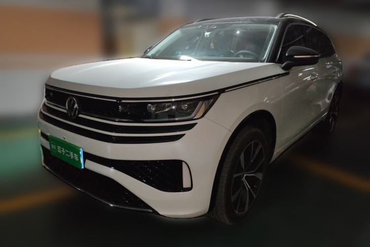 Used Volkswagen Tavendor 2023 380TSI Four-Wheel Drive R-Line Cruise Edition Guazi used car, China used car export, Used car for sale, Used cars, Cheapest cars for sale