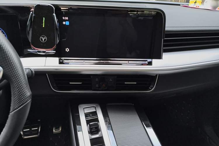 Used Volkswagen Tavendor 2023 380TSI Four-Wheel Drive R-Line Cruise Edition Audio And AC Panel