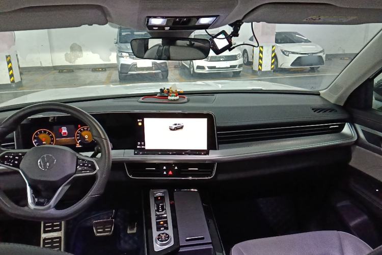 Used Volkswagen Tavendor 2023 380TSI Four-Wheel Drive R-Line Cruise Edition Center Console