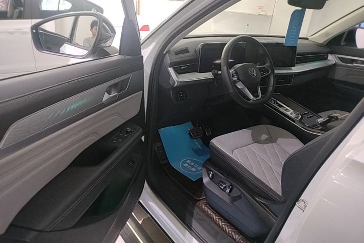 Used Volkswagen Tavendor 2023 380TSI Four-Wheel Drive R-Line Cruise Edition Driver Seat