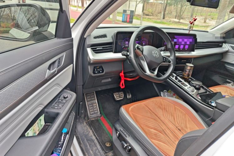 Used Volkswagen Tavendor 2023 380TSI Four-Wheel Drive R-Line Cruise Edition Driver Seat