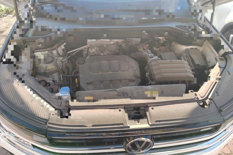 Used Volkswagen Tavendor 2023 330TSI Luxury Touring Edition Engine Bay