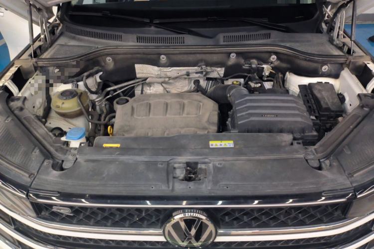 Used Volkswagen Tavendor 2023 380TSI Four-Wheel Drive R-Line Cruise Edition Engine Bay