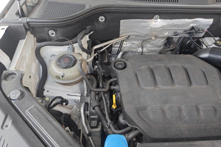 Used Volkswagen Tavendor 2023 380TSI All-Wheel Drive R-Line Journey Edition Engine Bay Right