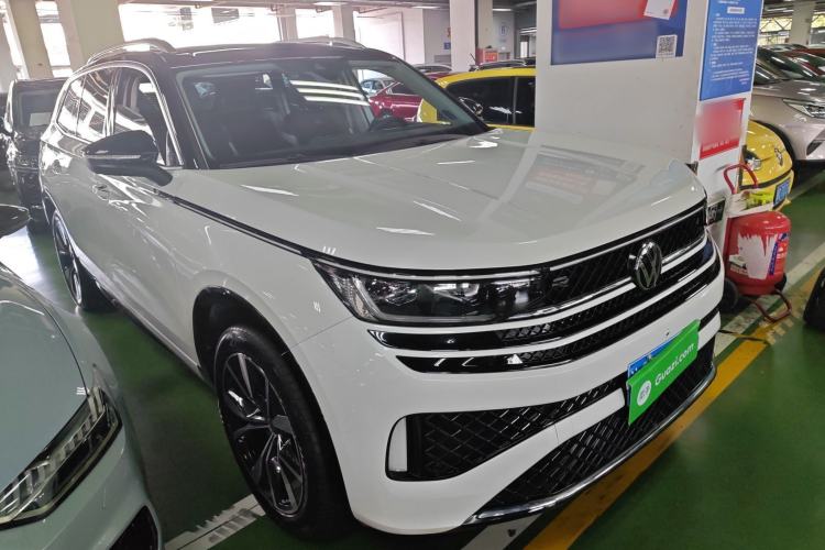 Used Volkswagen Tavendor 2023 380TSI Four-Wheel Drive R-Line First Edition Exterior 1