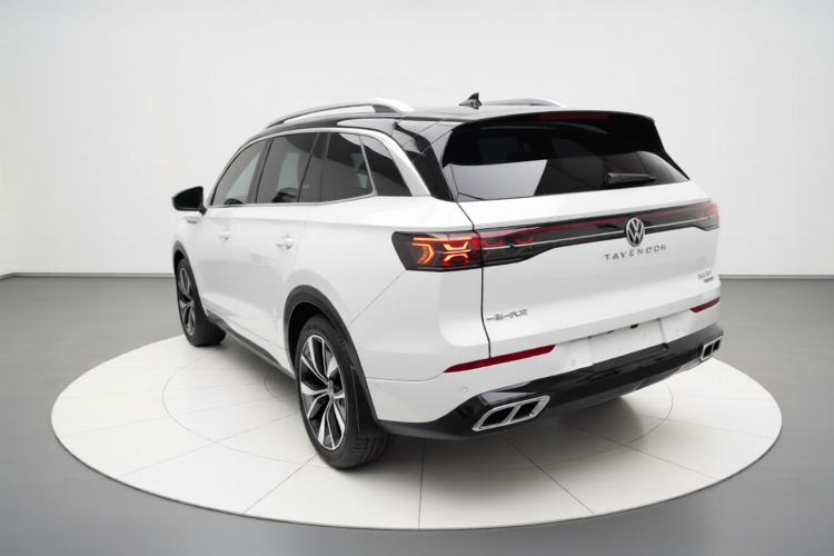 Used Volkswagen Tavendor 2023 380TSI Four-Wheel Drive R-Line First Edition Exterior 2
