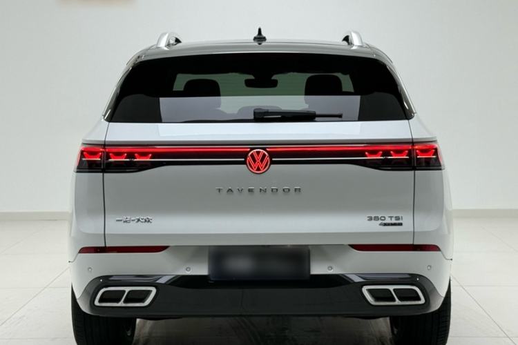 Used Volkswagen Tavendor 2023 380TSI All-Wheel Drive R-Line Journey Edition Exterior 4