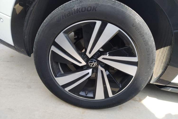 Used Volkswagen Tavendor 2023 380TSI Four-Wheel Drive R-Line Cruise Edition Exterior 5
