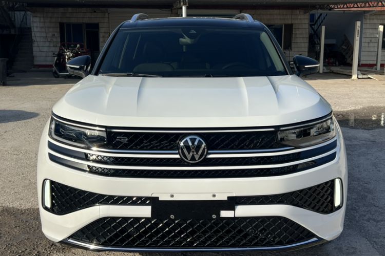Used Volkswagen Tavendor 2023 380TSI Four-Wheel Drive R-Line Cruise Edition Exterior 5