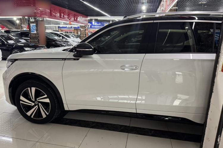 Used Volkswagen Tavendor 2023 380TSI Four-Wheel Drive R-Line Cruise Edition Exterior 5