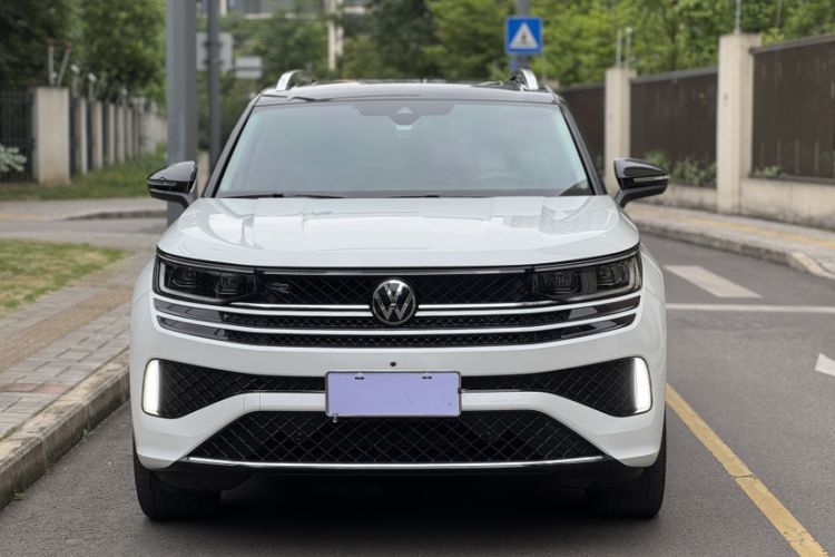 Used Volkswagen Tavendor 2023 380TSI Four-Wheel Drive R-Line First Edition Exterior 6