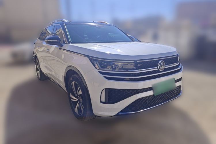 Used Volkswagen Tavendor 2023 380TSI Four-Wheel Drive R-Line Cruise Edition Front Right 45 Deg