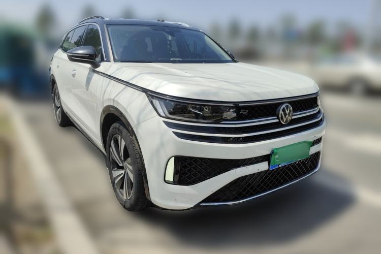 Used Volkswagen Tavendor 2023 380TSI Four-Wheel Drive R-Line Cruise Edition Front Right 45 Deg